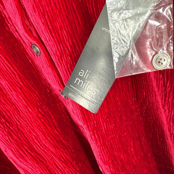 NEW NWT Ali Miles Large Vibrant Red Velvet Wearable Art Christmas Shirt Top - Picture 6 of 8